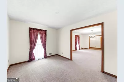 2405 Post Oak Tritt Road, Marietta, GA 30062 - Photo 7