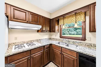 2405 Post Oak Tritt Road, Marietta, GA 30062 - Photo 13