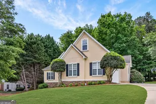 245 Ryans Ct, Sharpsburg, GA 30277 - Photo 3