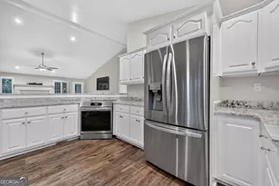 832 W First St, Blue Ridge, GA 30513 - Photo 11