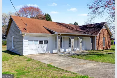 608 S Jeff Davis Drive, Fayetteville, GA 30215 - Photo 1