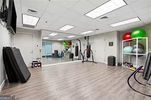 250 Pharr Rd NE, Atlanta, GA 30305 - Photo 35