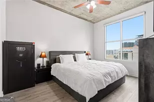 250 Pharr Rd NE, Atlanta, GA 30305 - Photo 15