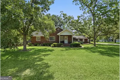513 N Caswell Street, Glennville, GA 30427 - Photo 1