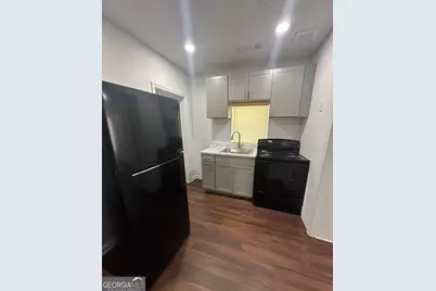 391 Fourth Street #B, Forest Park, GA 30297 - Photo 5