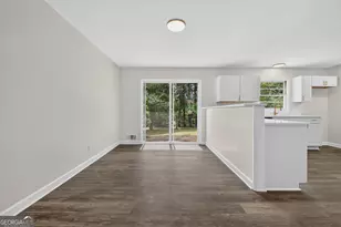 2676 Lilac Dr, Morrow, GA 30260 - Photo 5