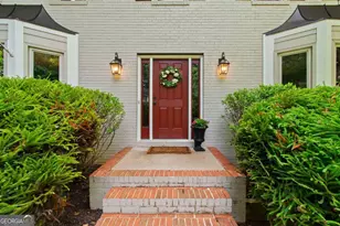 1811 Yorkshire Dr, Woodstock, GA 30189 - Photo 3