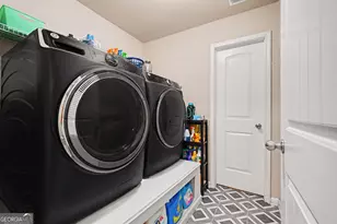 3923 King Fisher Dr, Atlanta, GA 30349 - Photo 25