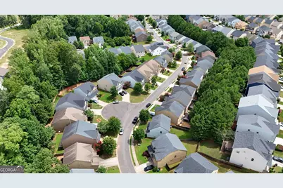 3923 Kingfisher Drive, Atlanta, GA 30349 - Photo 27