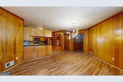 8 Roundtree Street, Statesboro, GA 30458 - Photo 3