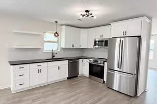 16 Kidd St, Newnan, GA 30263 - Photo 11