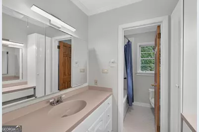 5274 Powers Ferry Road NW, Sandy Springs, GA 30327 - Photo 23