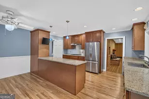 5274 Powers Ferry Rd NW, Sandy Springs, GA 30327 - Photo 13