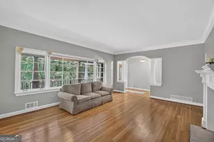 5274 Powers Ferry Rd NW, Sandy Springs, GA 30327 - Photo 7
