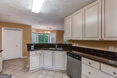 4031 Dream Catcher Drive, Woodstock, GA 30189 - Photo 9