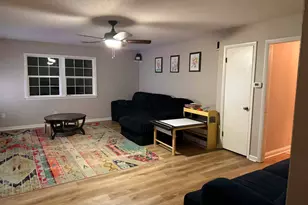 1214 E Barnard St, Glennville, GA 30427 - Photo 15