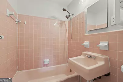 3535 Roswell Road NE #E2, Atlanta, GA 30305 - Photo 13