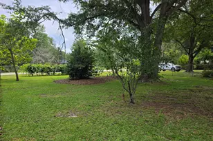 410 Weeks St, Wadley, GA 30477 - Photo 37