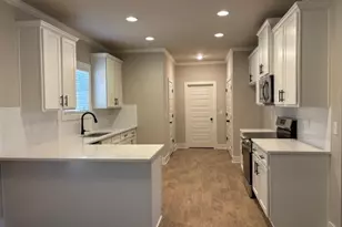 221 Summit View Dr, McDonough, GA 30253 - Photo 15