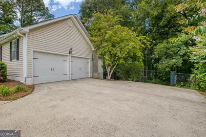 28 Pecan Lake Court, Sharpsburg, GA 30277 - Photo 37