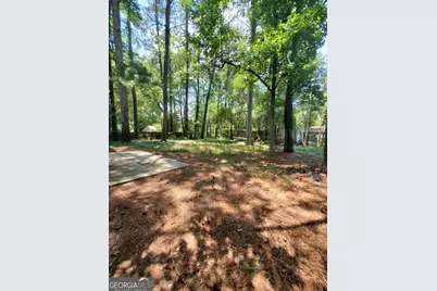 9141 Trail Court, Jonesboro, GA 30238 - Photo 11