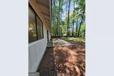 9141 Trail Court, Jonesboro, GA 30238 - Photo 13