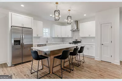 552 Clayton Street, Commerce, GA 30529 - Photo 3
