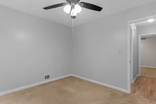918 S McDonough Rd, Griffin, GA 30224 - Photo 33