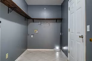 1076 Desert Shield St, Hinesville, GA 31313 - Photo 13