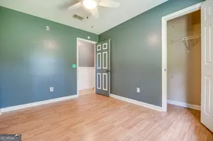 1076 Desert Shield St, Hinesville, GA 31313 - Photo 21