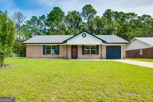 1076 Desert Shield St, Hinesville, GA 31313 - Photo 1
