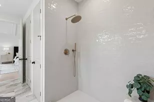 2471 Edwards Dr NW, Atlanta, GA 30318 - Photo 29