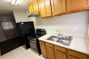 420 Rawson St SW, Atlanta, GA 30312 - Photo 1