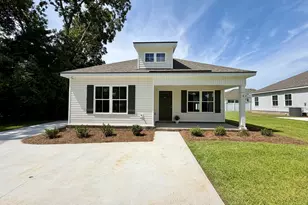 6 Roundtree St, Statesboro, GA 30458 - Photo 1