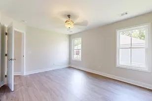 6 Roundtree St, Statesboro, GA 30458 - Photo 13