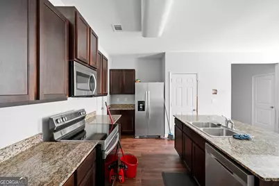 2024 S Sawgrass Drive E, Hampton, GA 30228 - Photo 13
