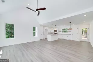 548 Barnesville Rd, Griffin, GA 30224 - Photo 3