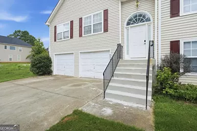 8039 Mustang Lane, Riverdale, GA 30274 - Photo 3