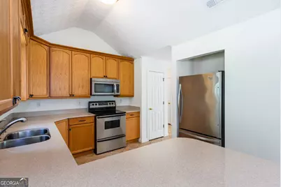 289 Marsha Way, Sharpsburg, GA 30277 - Photo 13