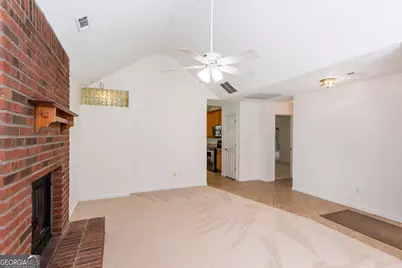 289 Marsha Way, Sharpsburg, GA 30277 - Photo 7