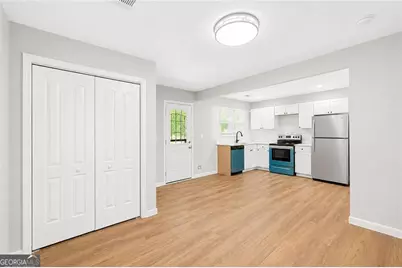 1639 Bridgeport Drive NW, Atlanta, GA 30318 - Photo 15