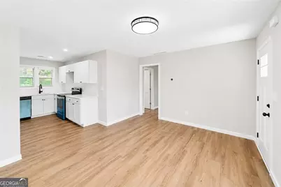 1639 Bridgeport Drive NW, Atlanta, GA 30318 - Photo 7