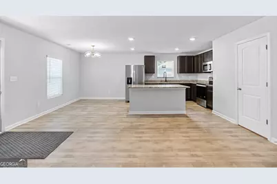 141 N Meadows Ridge Drive, Grantville, GA 30220 - Photo 13