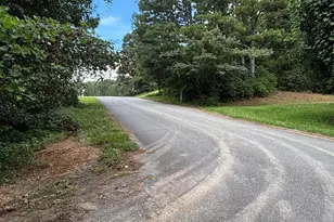 17 Blackberry Creek Dr, Carrollton, GA 30116 - Photo 5