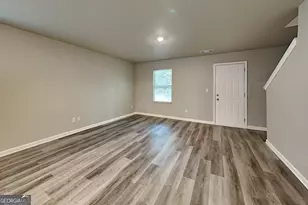 1083 NE Benfield Ridge West Ct, Conyers, GA 30012 - Photo 3