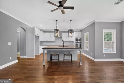 201 Overton Point, Carrollton, GA 30116 - Photo 9