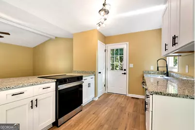 5119 Ash Circle, Gainesville, GA 30504 - Photo 13