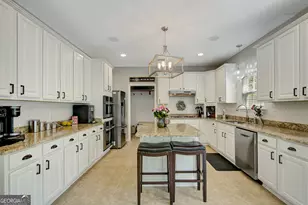 381 Rosebay Ln, Sharpsburg, GA 30277 - Photo 25