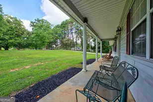 1458 Whispering Pines Dr, Toccoa, GA 30577 - Photo 3