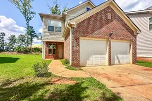 196 Daisy Cir, McDonough, GA 30252 - Photo 1